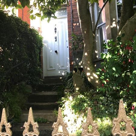 Magnolia Tree House Apartment Glastonbury Bagian luar foto