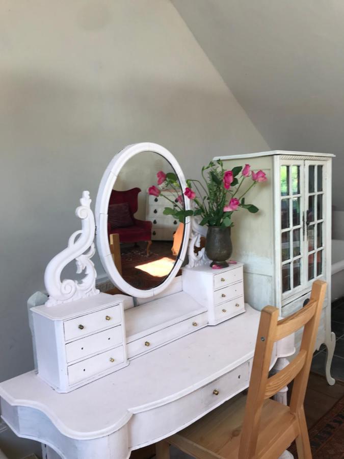 Magnolia Tree House Apartment Glastonbury Bagian luar foto